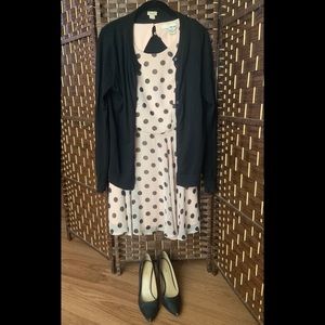 Adorable pink and black polka dot dress 👗